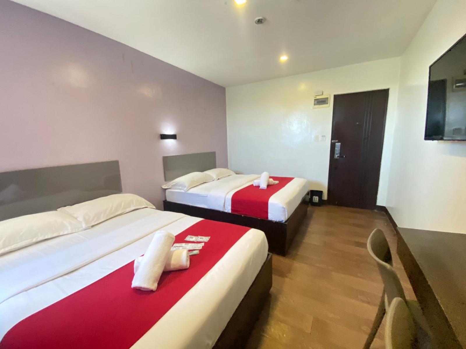 Mc Hotel Novaliches Caloocan Екстер'єр фото